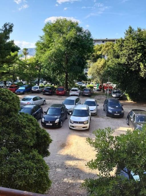 Nice Apartment On Quite Location Near City Center Split Eksteriør billede