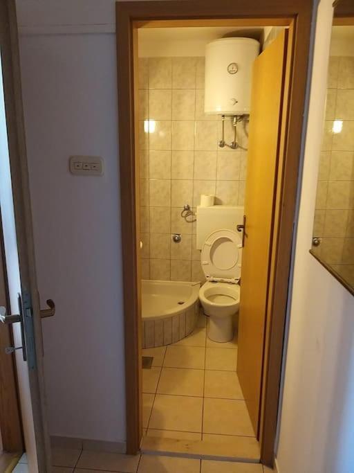 Nice Apartment On Quite Location Near City Center Split Eksteriør billede